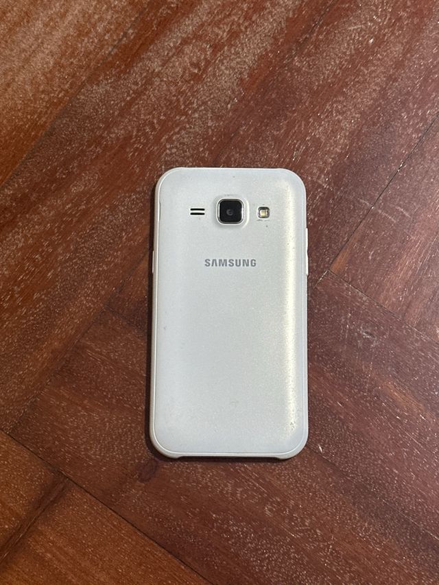 Samsung Galaxy J1