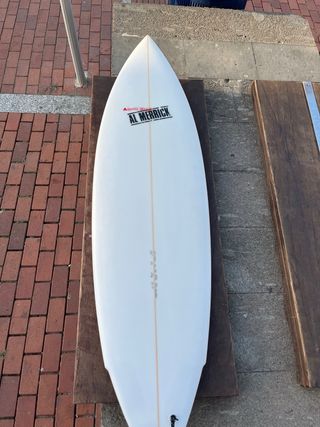 Tabla surf Al Merrick . twin fin 5.10 33 litros