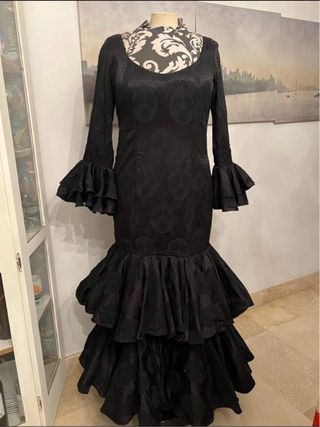 Traje Flamenca Negro Algodón Elástico .
