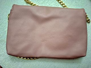 Bolso bandolera rosa | Cadena dorada