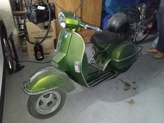 Vespa 200 Verde