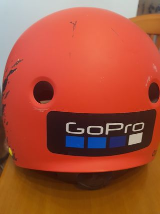 Casco patinete GoPro rojo