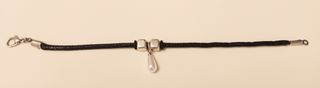 Pulsera cordón negro trenzado con colgante