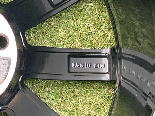 Llantas Originales Audi 18" - Impolutas