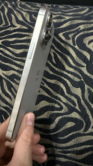iPhone 15 pro max 
256gb