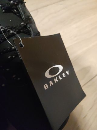 Tênis Oakley - Pretos