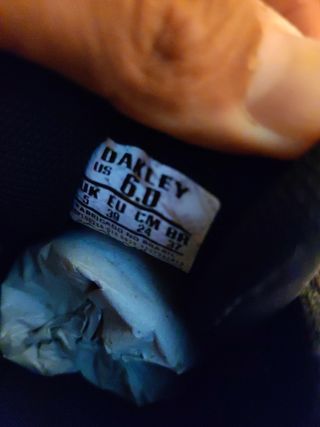 Tênis Oakley - Pretos