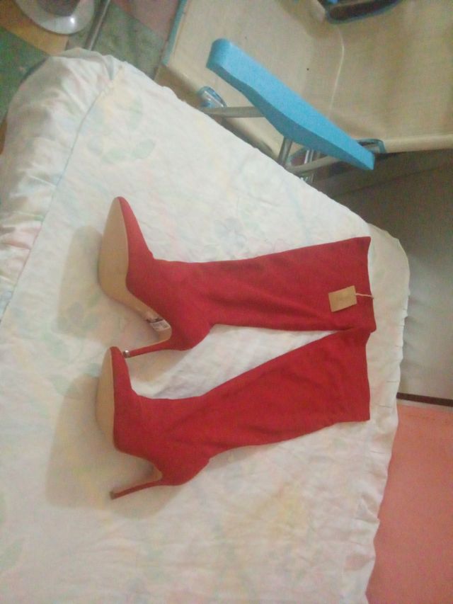 Botas altas rojas mujer