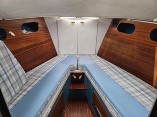 Pilotina Crestliner Aztec (1973)
