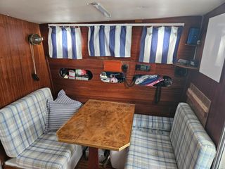 Pilotina Crestliner Aztec (1973)
