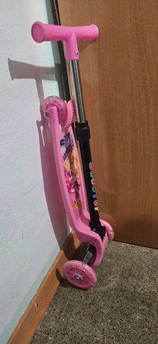 Patinete infantil rosa princesas Disney