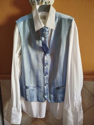 Chaleco, camisa y corbata Mirto azul