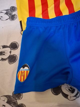 Equipación Valencia CF niño