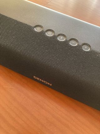Barra de sonido Denon negra