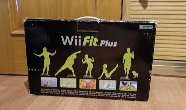 Wii Fit Plus + Balance Board Nintendo