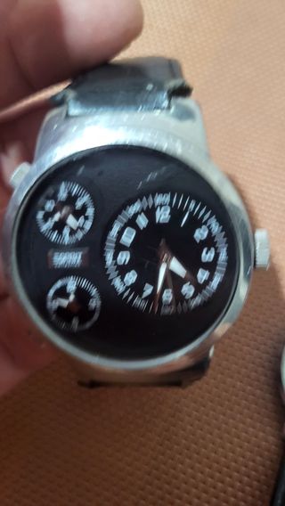 3 relojes: Esprit, Nomos, Swatch