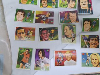 Cromos Fútbol 70s: ¡6 cromos!
