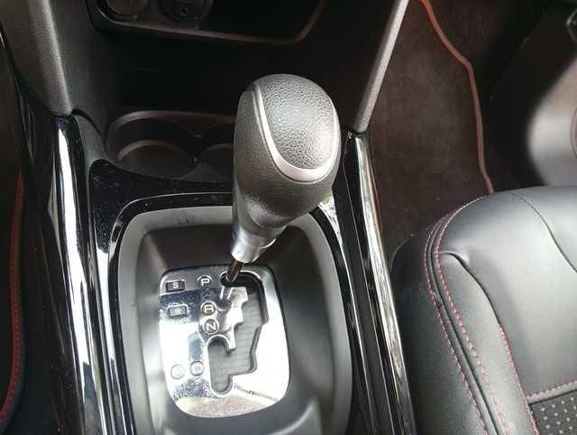 Peugeot 2008 PureTech 110 SANDS GT Line EAT6 81 kW (110 CV)