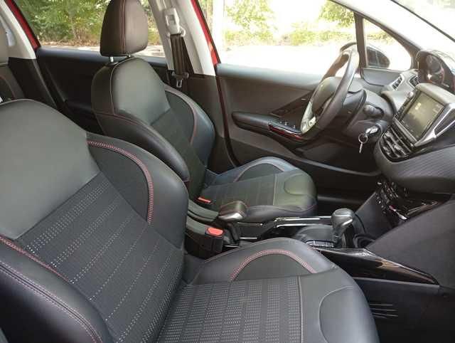 Peugeot 2008 PureTech 110 SANDS GT Line EAT6 81 kW (110 CV)