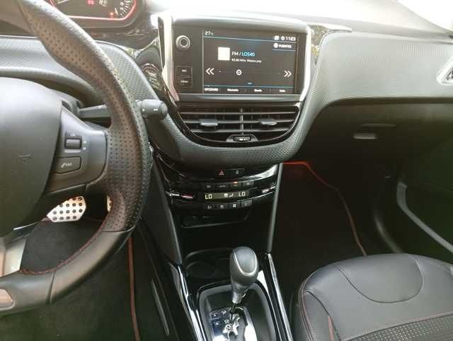 Peugeot 2008 PureTech 110 SANDS GT Line EAT6 81 kW (110 CV)