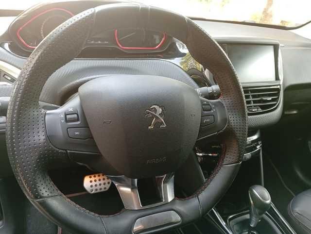 Peugeot 2008 PureTech 110 SANDS GT Line EAT6 81 kW (110 CV)