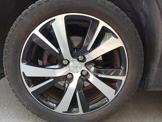 Peugeot 2008 PureTech 110 SANDS GT Line EAT6 81 kW (110 CV)