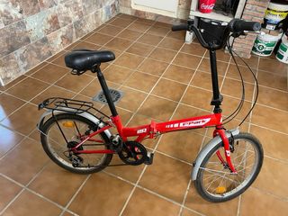 Bicicleta plegable roja