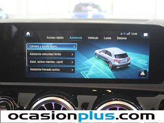 Mercedes-Benz Clase A 180 100 kW (136 CV)