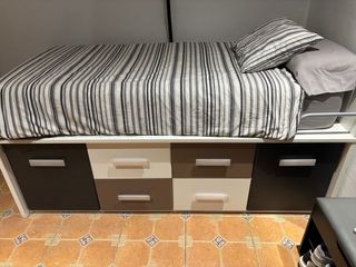 Cama alta con 6 cajones - Gris/Blanco