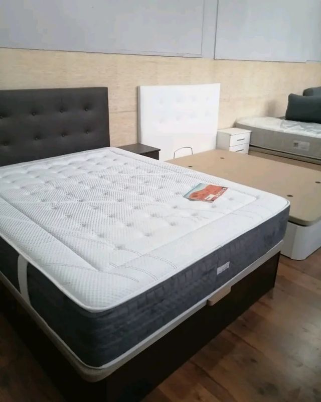 Colchones con cabeceros y Canapés