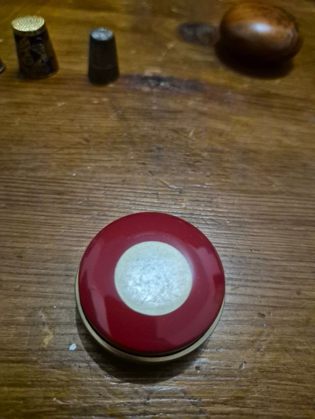 Scatolina metallo vintage