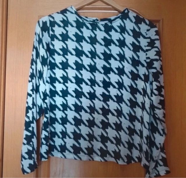 Blusa Mango S - Azul marino y blanco