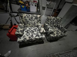 2 sillones vintage. Tela negra y beige