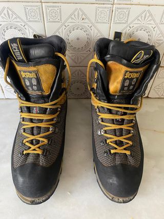 Botas montaña Bestard - Cramponables