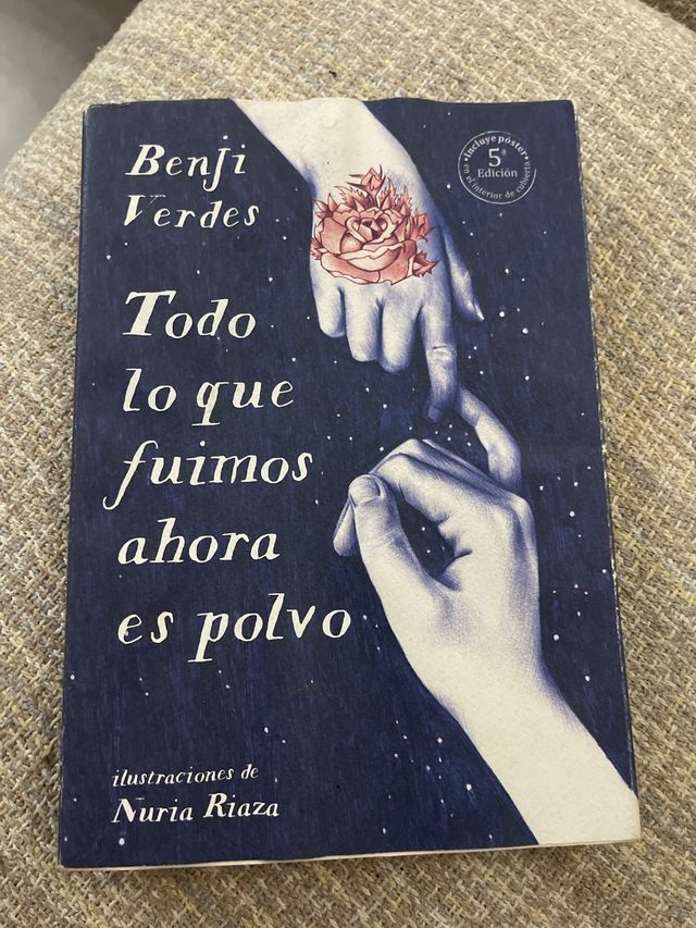 Todo lo que fuimos ahora es polvo