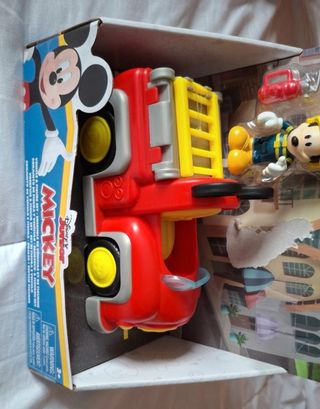 Camión de bomberos Mickey Mouse