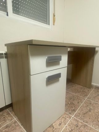 Escritorio estudio - blanco y beige