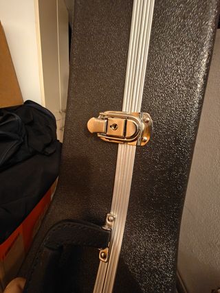 Estuche Ovation guitarra acústica