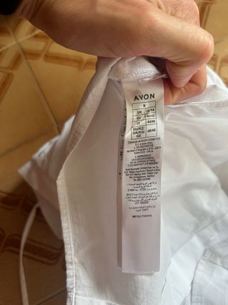 Blusa bianca maniche a sbuffo