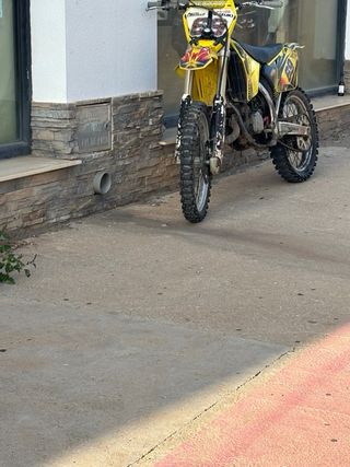 SUZUKI RM 125 2T Motocross