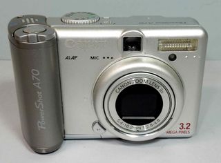 1163-Lote 5 Camaras digitales-Canon-Fuji-Traveler