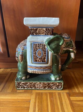 Soporte macetas elefantes vintage de cerámica.