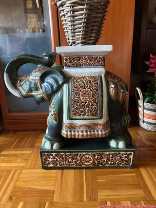 Soporte macetas elefantes vintage de cerámica.