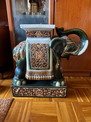 Soporte macetas elefantes vintage de cerámica.