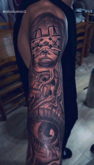 Tatuador de chicano, blackwork, realismo,lettering