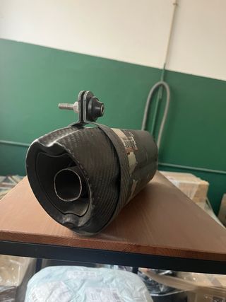 Escape Mivv Yamaha R6 carbono