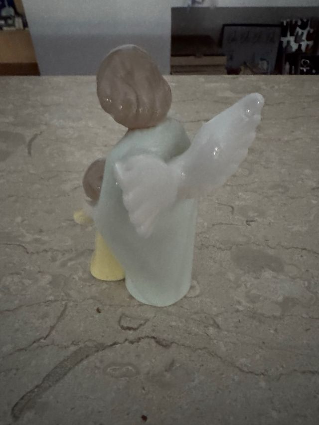 Statuina Angelo e Bambino Hervit