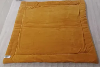 Babero Silicona + 3 Pañuelos Bebé + Mantita Juego