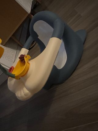 Silla baño bebé con juguetes