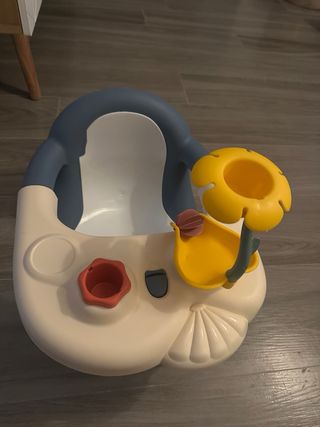 Silla baño bebé con juguetes